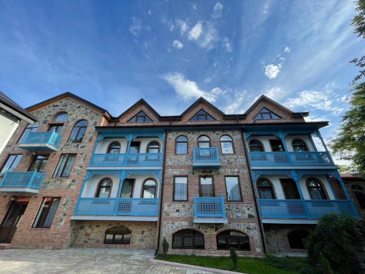 Chateau Orberi Hotel Iqaltʼo Bagian luar foto