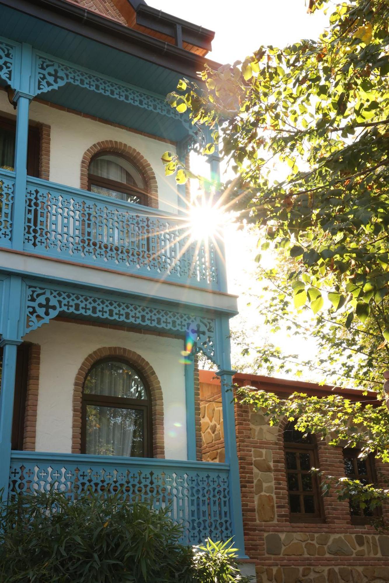 Chateau Orberi Hotel Iqaltʼo Bagian luar foto